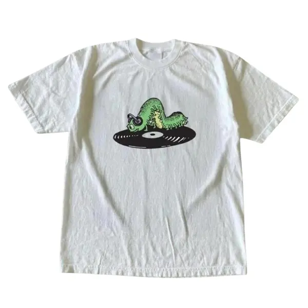 Funny DJ Caterpillar Graphic T-Shirt Retro Vinyl Record Music Lover Tee Cute Green Caterpillar Wearing Headphones Vintage Style Unisex Cotton Shirt