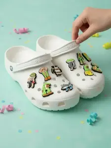 15pcs Cartoon Street Silicone Clog Charms, Bling Shoe Charms, Garden Shoe Decorations, Soft Rubber Shoe Clips, Shoe Charms Set, Holiday Party Gifts, Corc Fan Small Presents