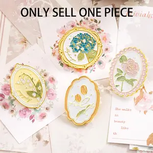 Vintage Metal Storage Clip, 1 Count Exquisite Flower Pattern Fixing Clip, Stationery Storage Clip, Floral Pattern, Office Stationery & Supplies
