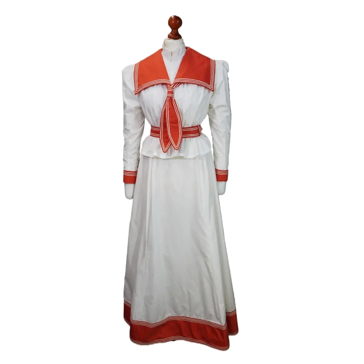 Late Victorian Seaside Dress – 1890s Summer Gown