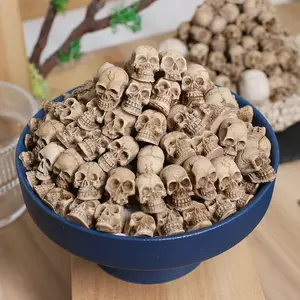 20pcs Mini Skull Sculptures, Miniature Garden Sculptures, Outdoor Small Skull Statues, Indoor and Outdoor Decorative Plant Decor, Halloween Party Atmosphere Decoration