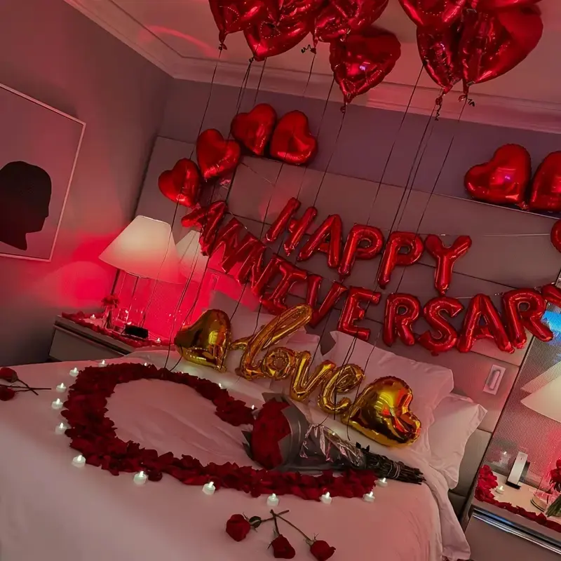 Romantic Anniversary Decoration Set, Gold Heart Foil Balloons & 1000pcs Rose Petals, Surprise Bedroom Decor for Wife Husband, Valentine's Day Wedding Anniversary Party Supplies