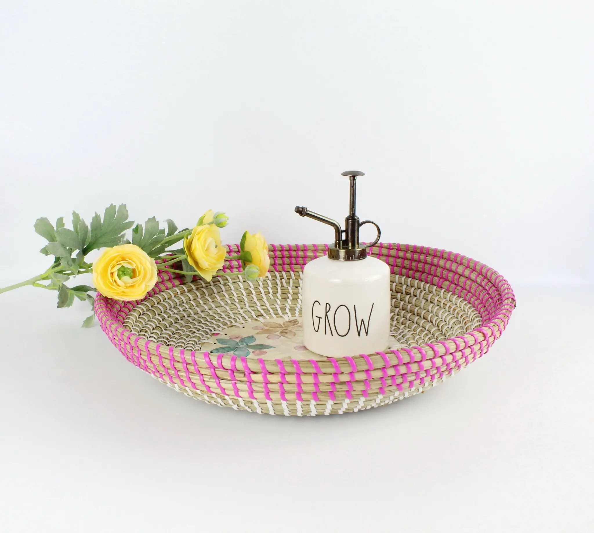 Natural Seagrass Woven Mother of Pearl Tray