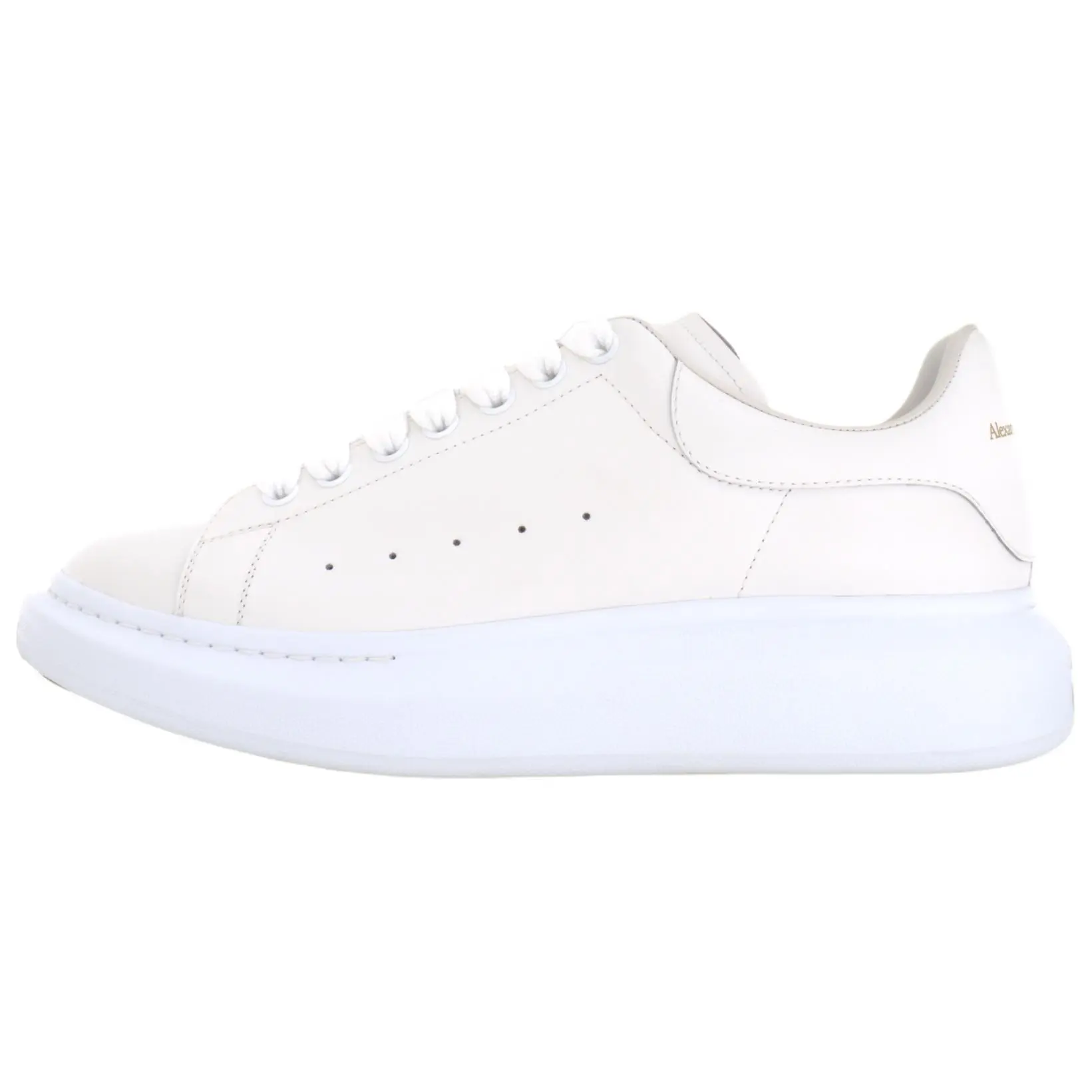 Alexander McQueen Oversized Logo-Lace Low-Top Casual Sneakers for Men in White Verifiable, with credentials and supporting global authentication