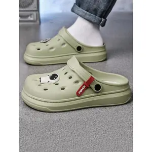 Men's Cartoon Astronaut Design Clogs, Casual Comfortable Hollow Out Design Clogs for Outdoor Beach, Non-slip Clogs for Daily Wear