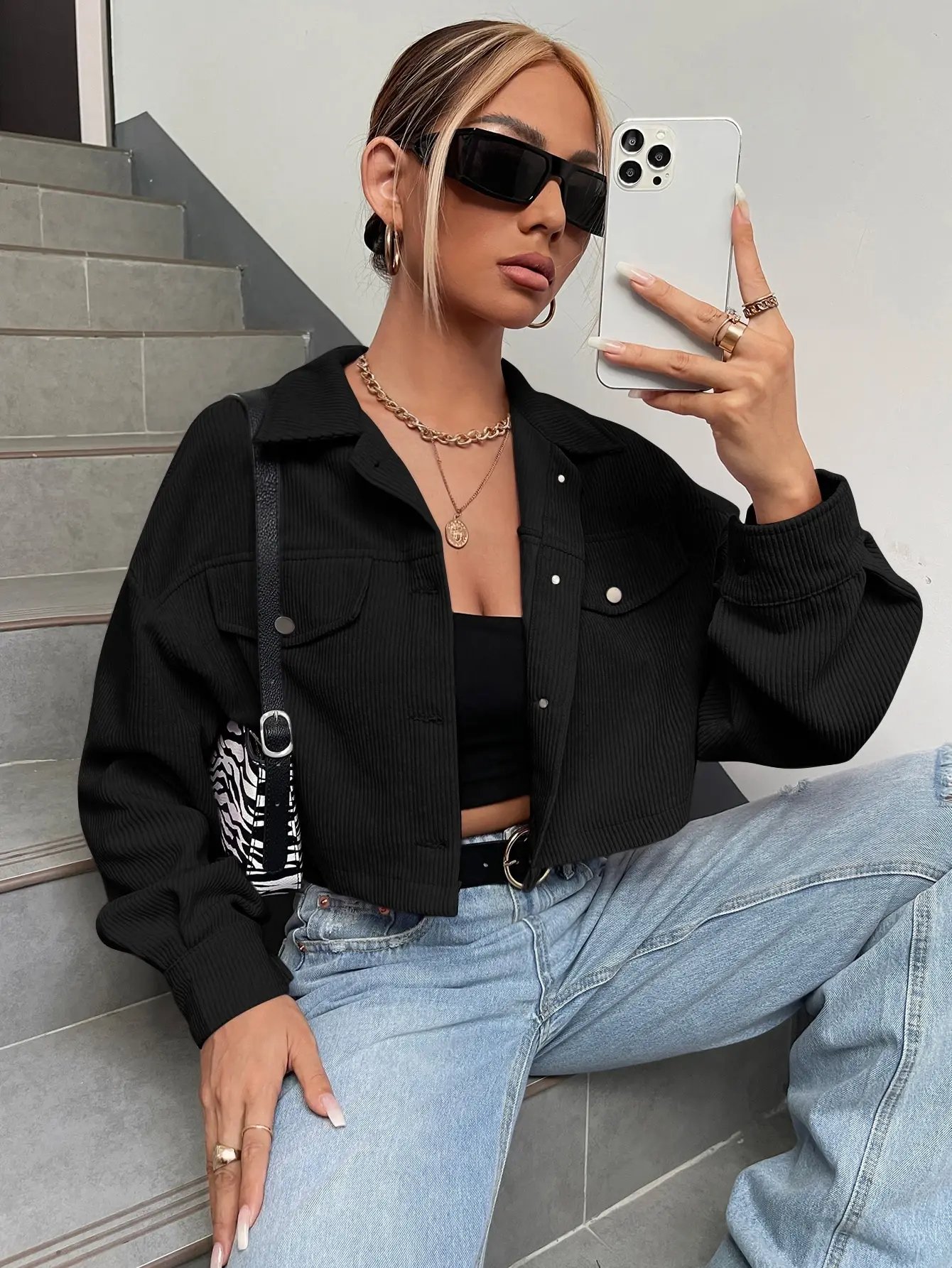 Women's Drop Shoulder Flap Pocket Cropped Corduroy Jacket Casual Streetwear Fall Winter Outfit Stylish Design Functional Details Versatile Seasonal Wear