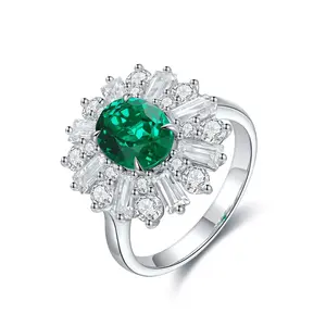 Art Deco Oval Emerald Engagement Ring,Halo Baguette Moissanite Ring,Sterling Silver Vintage Wedding Ring,Unique Green Emerald Ring for Women