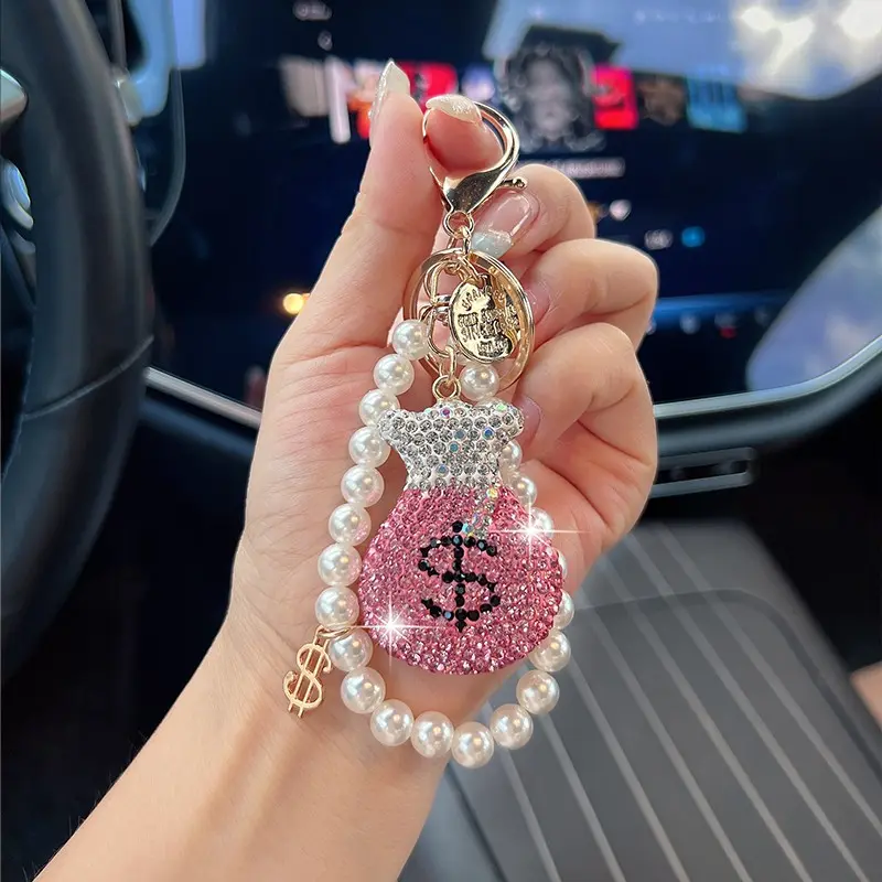 Creative Dollar Money Bag Car Keychain, Keychain for car keys, Fashion Us Dollar Accessory, Elegant Pearl Chain Bag Charm, Key Accessories, Perfect Gift Idea