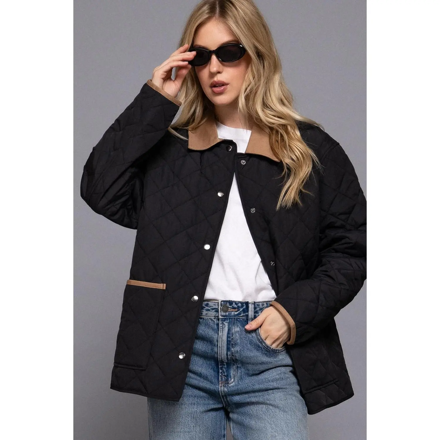 Women's Lightweight Quilted Jacket – Long Sleeve Stand Collar Coat, Button Closure Casual Outerwear with Pockets