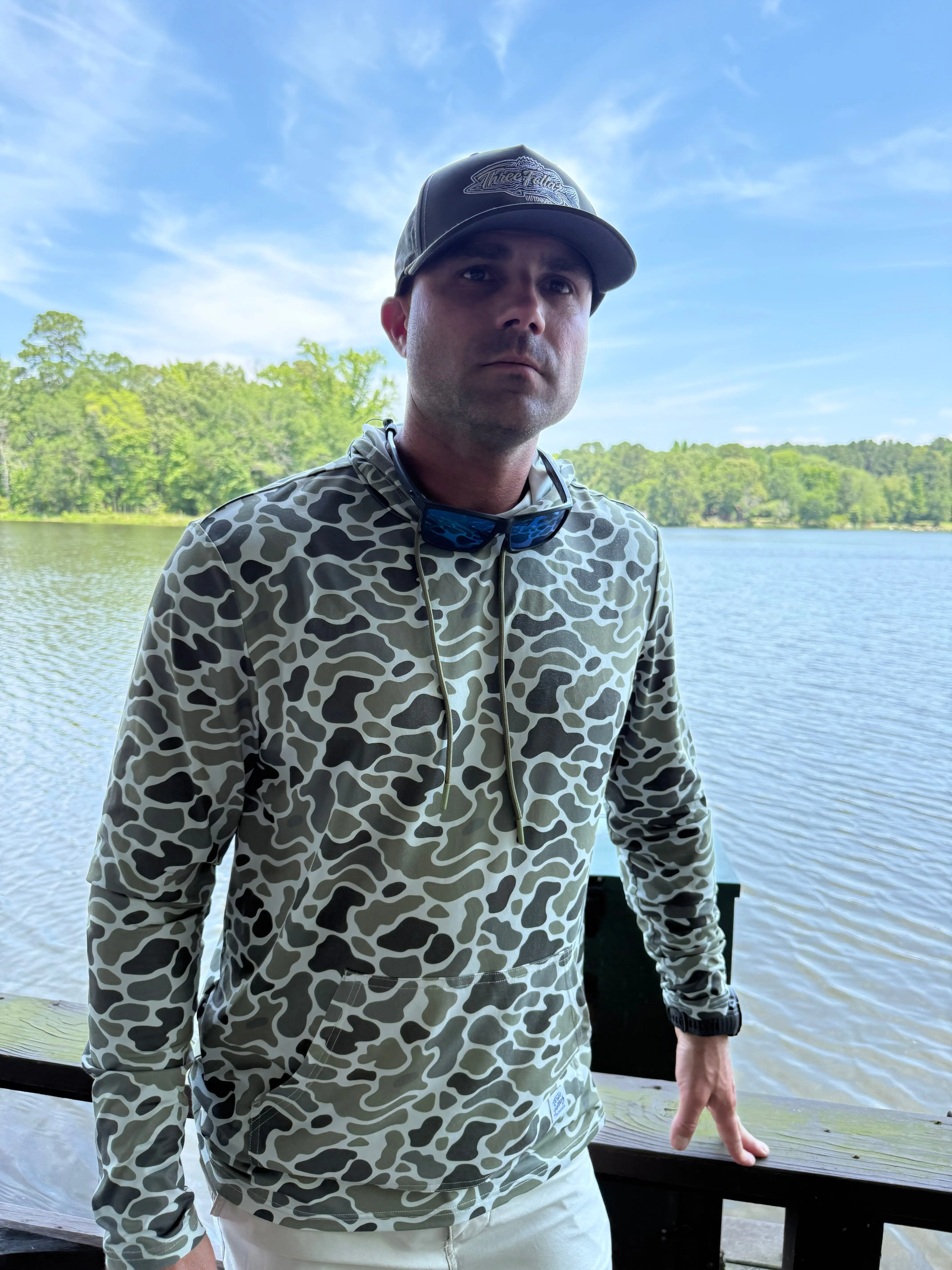 Lightweight Hoodie - Classic Camo