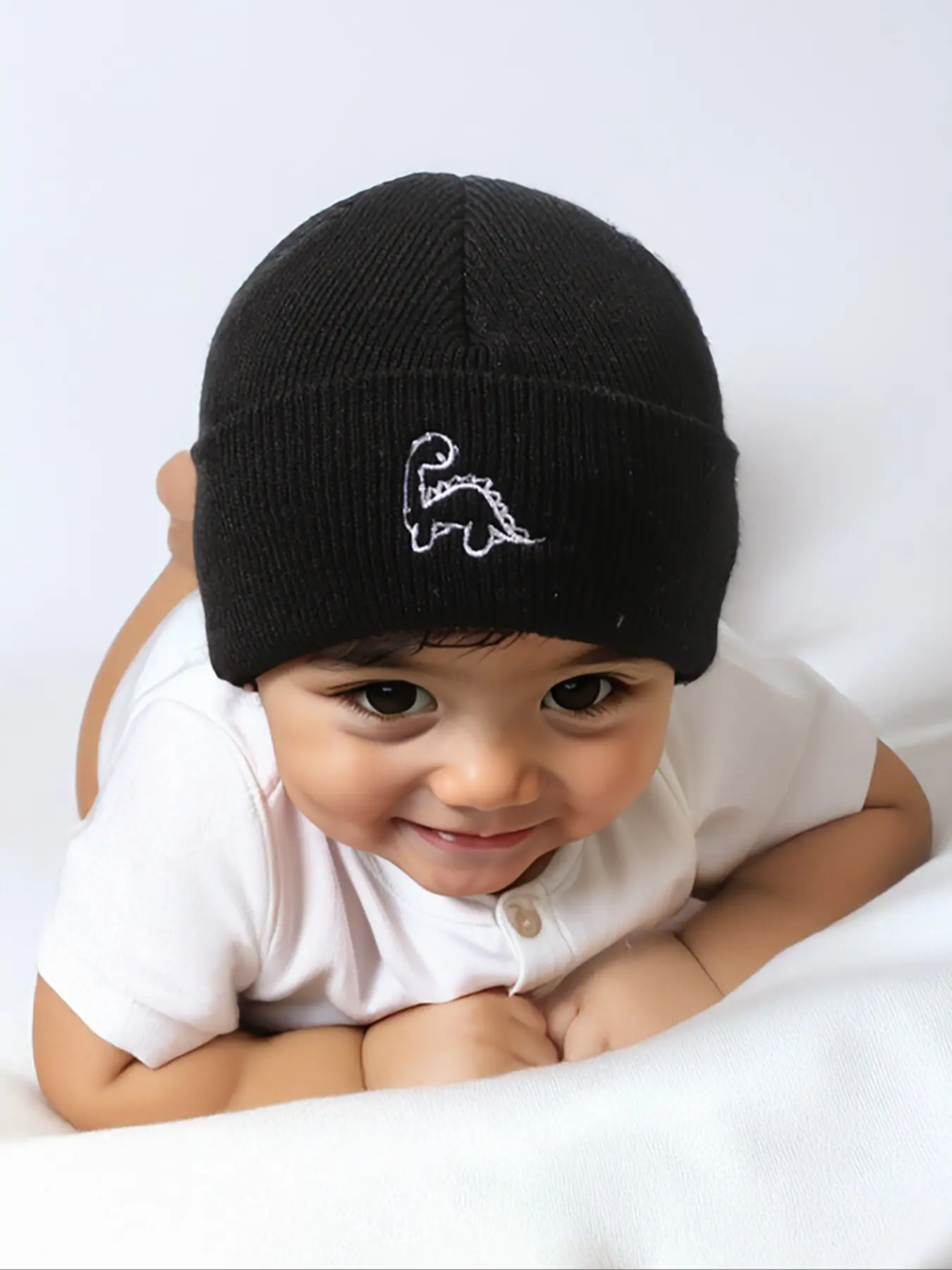 Dinosaur Embroidered Knit Hat for Babies & Toddlers, Warm Winter Beanie for Outdoor Activities, Casual Daily Wear for Fall & Winter Seasons, Knitting Beanie, Bonnet