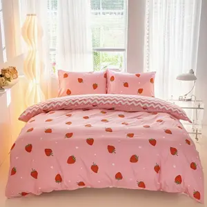 Strawberry Pattern Bedding Set, 3 Piece Set Includes Duvet Cover*1 and Pillowcases*2 Without Any Fillings, Soft Comfortable Bedding for Home Bedroom, Guest Room