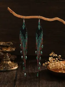 A pair of fashionable fringed earrings in Bohemian style, with a retro-classical look, featuring classic geometric patterns, gradient design, hand-woven beaded and pearl beads. Suitable for daily wear. Versatile for all seasons. Ideal gifts for holidays.