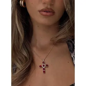 Jacintha Necklace Gold / Red