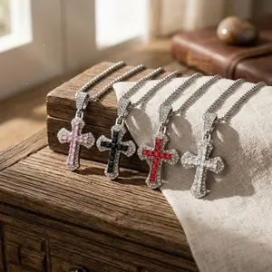 Punk Style Glitter Cross Pendant Necklace with Rhinestones, Unisex Zircon Chain Jewelry, Street Fashion Sweater Chain Accessory
