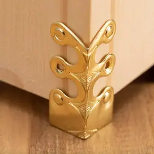 2pcs Chinese Antique Solid Brass Corner Protectors - Vintage Ornate Design, Skirting Board Edge Guards for Furniture & Baseboard Protection, Decorative Metal Wall Protectors, Corner Protectors Furniture, Injury Prevention, Traditional Chinese Style