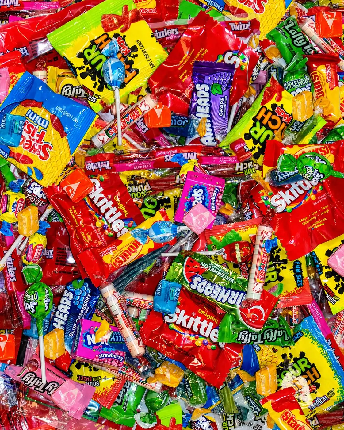 Candy Variety Pack ~100 Pieces, 2 lb Individually Wrapped Assorted Mix | Fun Size Chewy, Hard Candy and Lollipops for Goodie Bags, Pinata Filler, Parties, Classrooms, Birthdays, Bulk Candy Mix