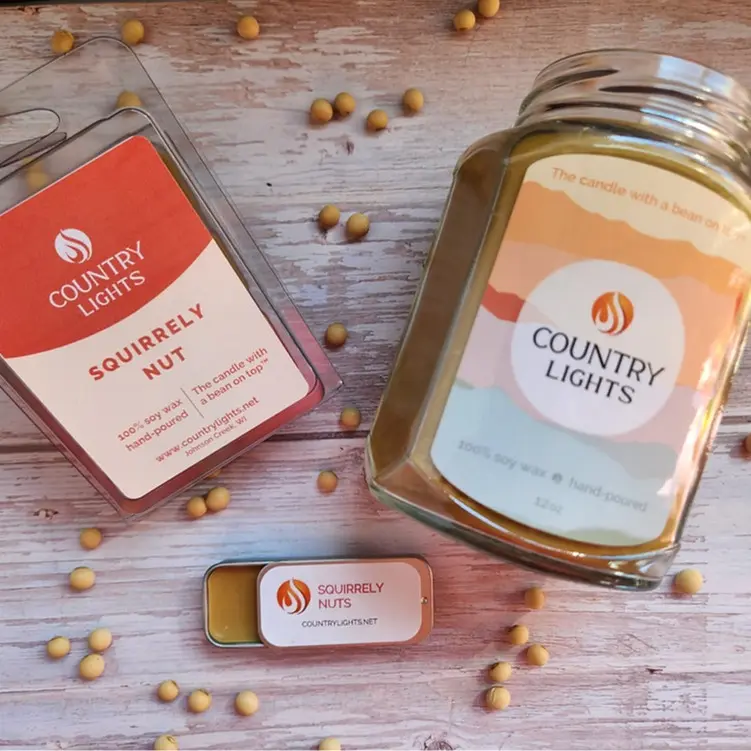 Country Lights Squirrely Nut 12 Ounce Candle - Rich Blend of Walnuts Pecans Creamy Butter & Sweet French Vanilla Scented Wax