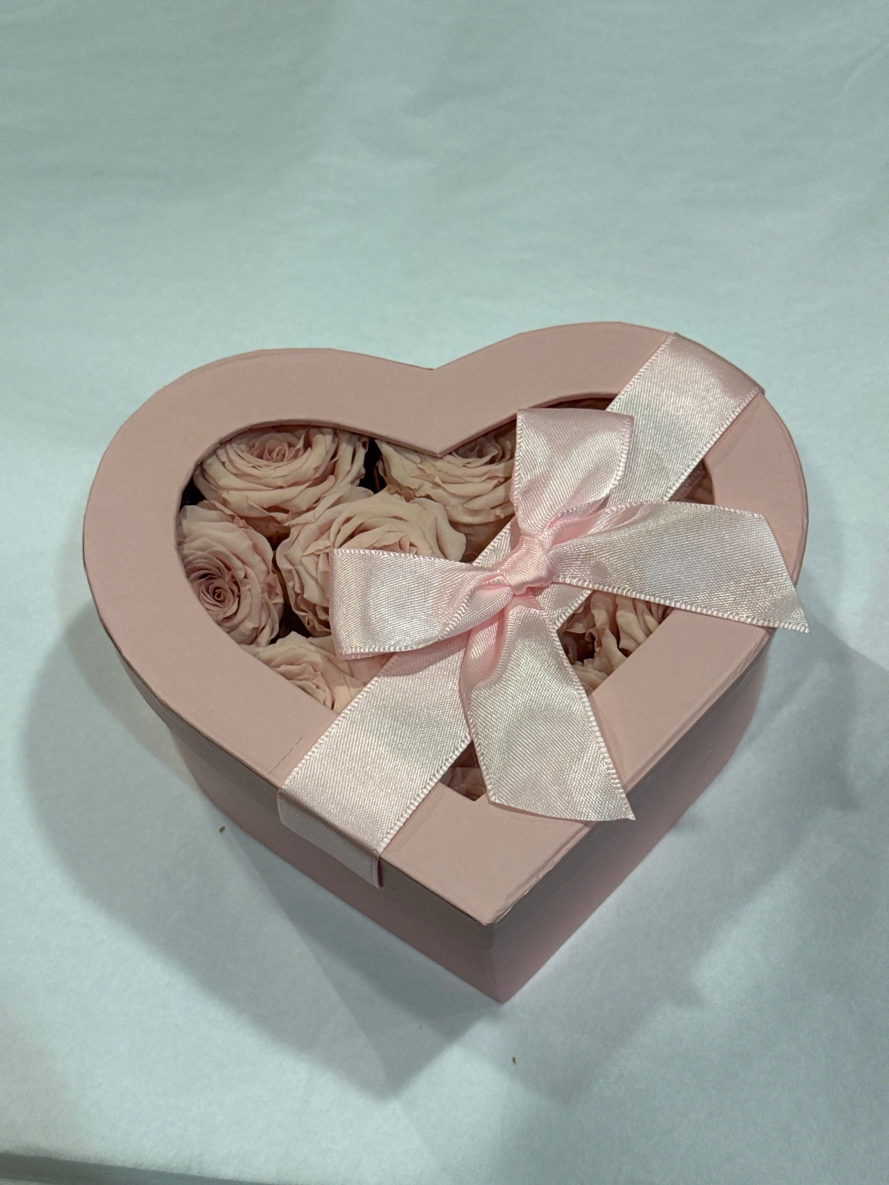 Small Preserved Pink Mini Rose Heart Box