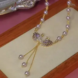 Luxury Purple Swan Necklace, Chic Minimalist Elegant Pendant, Fashion Statement Jewelry, Perfect Accessory for Dress, Crystal Sparkling Collarbone Chain