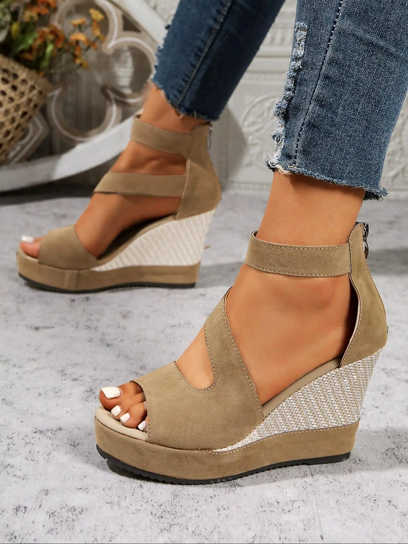 Women and Girls' Fashionable Solid Color Suede Ankle Strap Wedge Sandals, Casual Comfortable Zipper Back Sandals, Female All-match Daily Wear Shoes