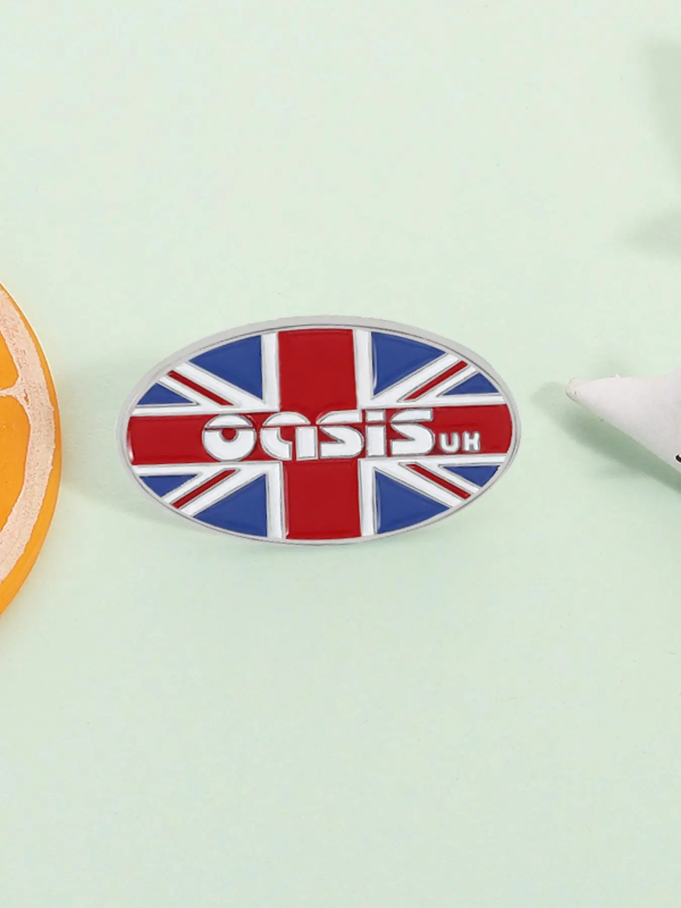 Oasis Uk Union Flag Design Brooch, Fashion Brooch for Women & Men, Alloy Brooch Pin, Enamel Pin Suitable for Backpacks, Jeans, Scarves, Hats Decoration, Hat Pins, Enamel Lapel Pins