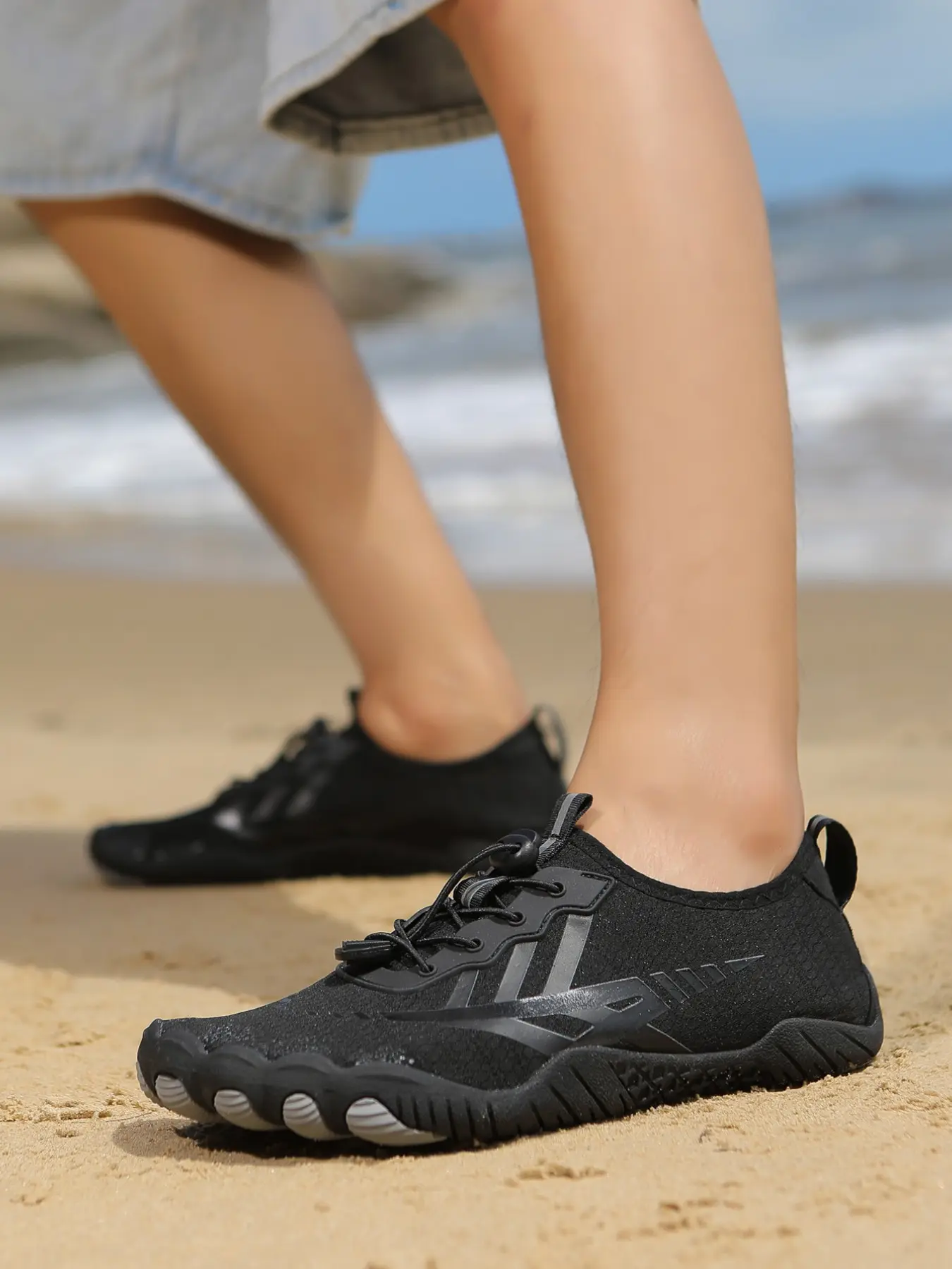 River tracing shoes, outdoor beach shoes, unisex, lightweight and breathable, non slip sole, water wading shoes, Lightweight Breathable Watershoes, suitable for beach, river tracing, fishing, swimming, drifting, rowing, etc