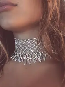 Luxurious Hollow Water Diamond Neck Choker for Women, Sweet and Stylish Multi-Row Rhinestone Tassel Pendant Necklace Design, Dainty Choker Necklace