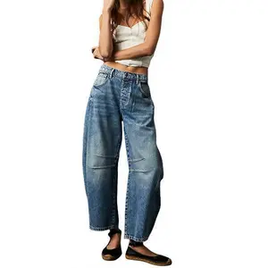Women’s mid-rise barrel jeans — high-waisted wide-leg cropped vintage denim pants, baggy boyfriend jeans with pockets, fitted blue streetwear womenswear
