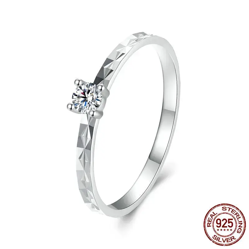 alémoire 0.1ct Moissanite Engagement Ring – 925 Silver