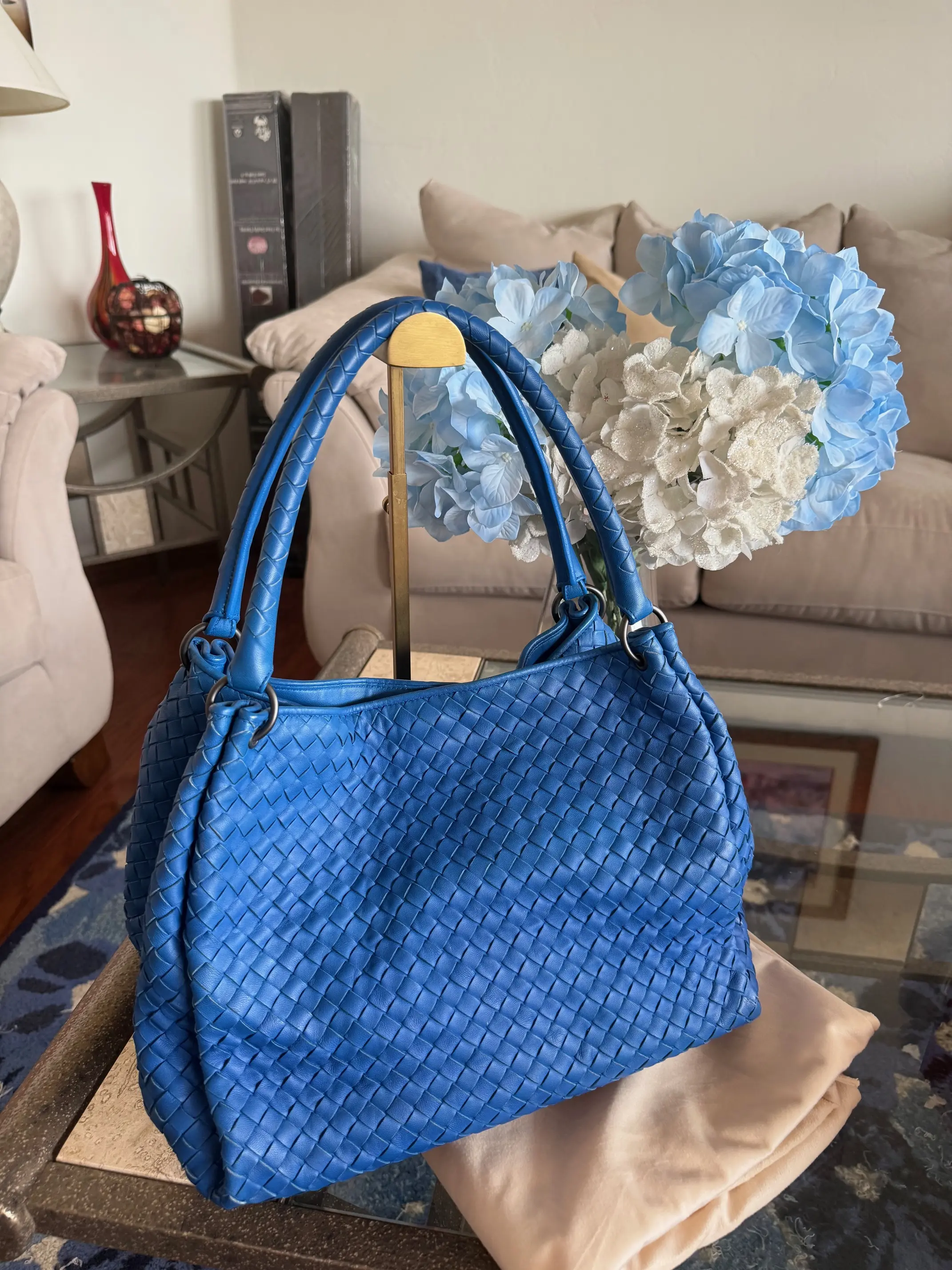 Pre-owned Bottega Veneta Leather Shoulder Bags Napa Intrecciato Handbag in Stunning Condition