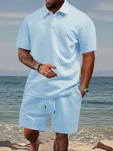 Men’s solid-color jacquard polo shirt and drawstring-waist shorts set, comfortable and breathable, suitable for everyday outdoor wear—a two-piece clothing set for men for summer.