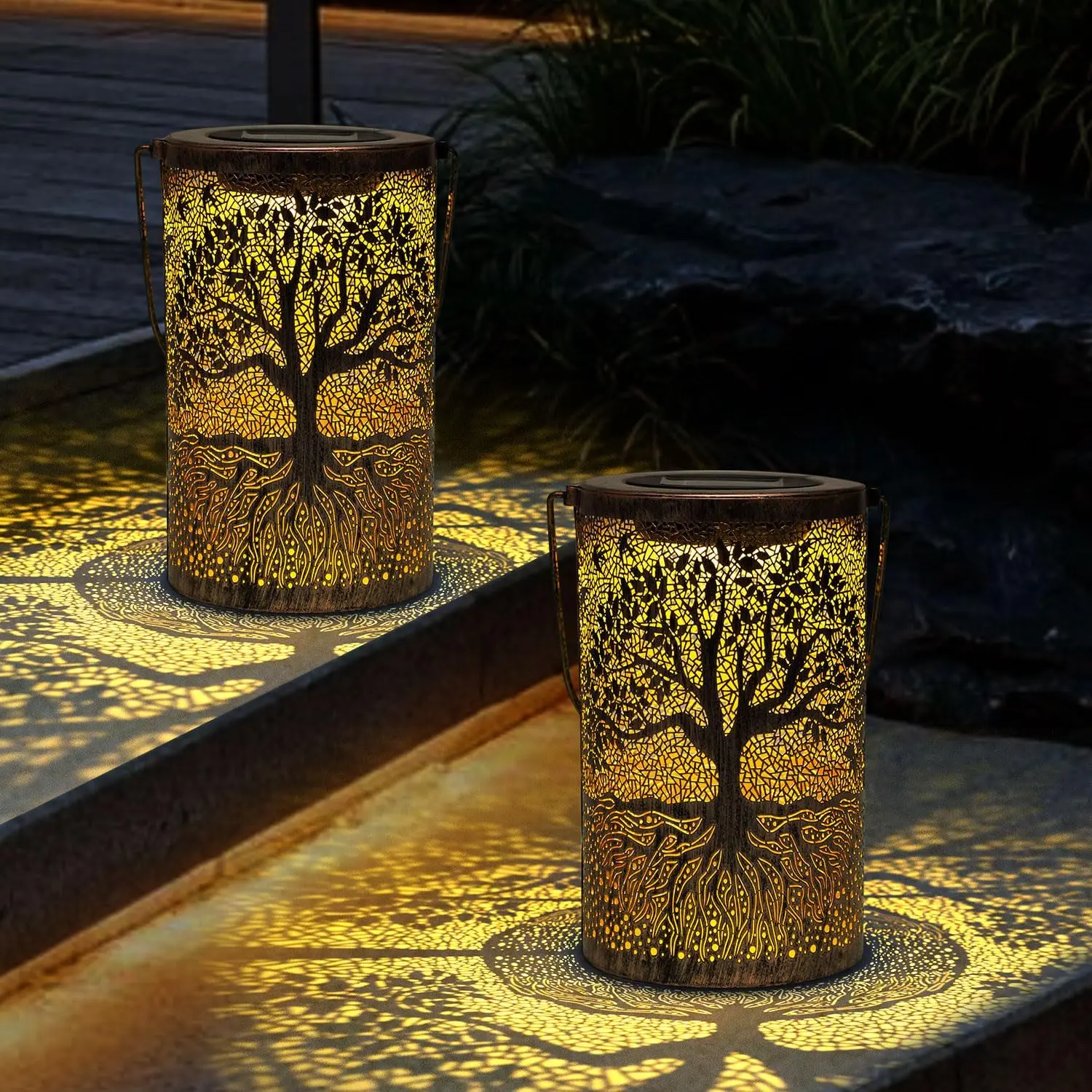 Solar Outdoor Iron Tree Lantern with Metal Frame, 600mAh Battery, Auto Switch, Hollow Design, Night Illumination, for Garden, Patio Decor & Gift, Outdoor Lights Solar, Solar Outdoor Lamp