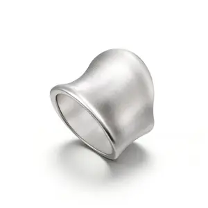 Aprilery Big Bold Chunky Wavy Ring, Minimalist Matte Statement Ring for Women, Brushed Finish Wide Band Jewelry, Trendy Aesthetic Gift