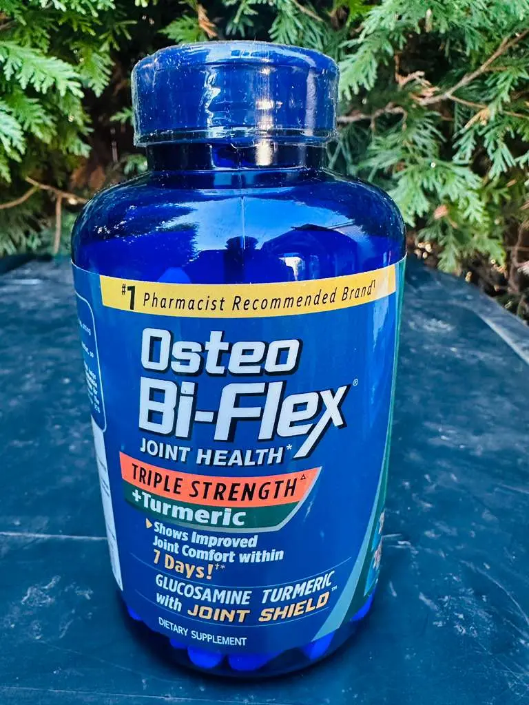 Osteo Bi-Flex Joint Health Triple Strength + Turmeric Dietary Supplement, Glucosamine with Joint Shield, Joint Health Formula, Easy-to-Swallow Capsules