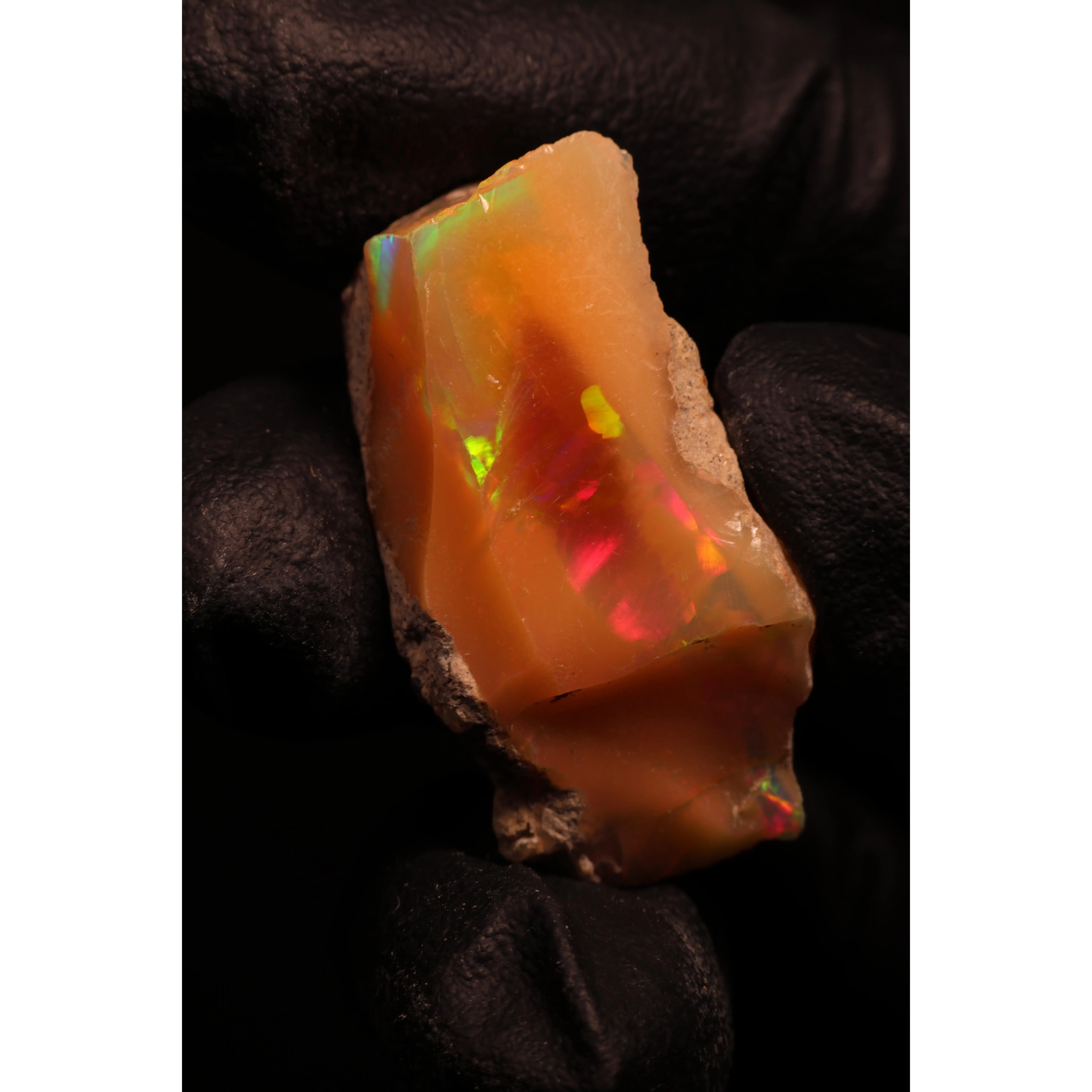 5.72g Rough Ethiopian Jewelry Grade Welo Opal