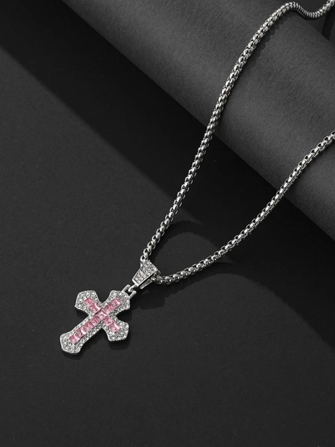 Punk Style Glitter Cross Pendant Necklace with Rhinestones, Unisex Zircon Chain Jewelry, Street Fashion Arrow Sweater Chain Accessory, Rhinestone Decorated Necklace, Fashionable Accessory, Cross Necklaces, Fashion Accessories