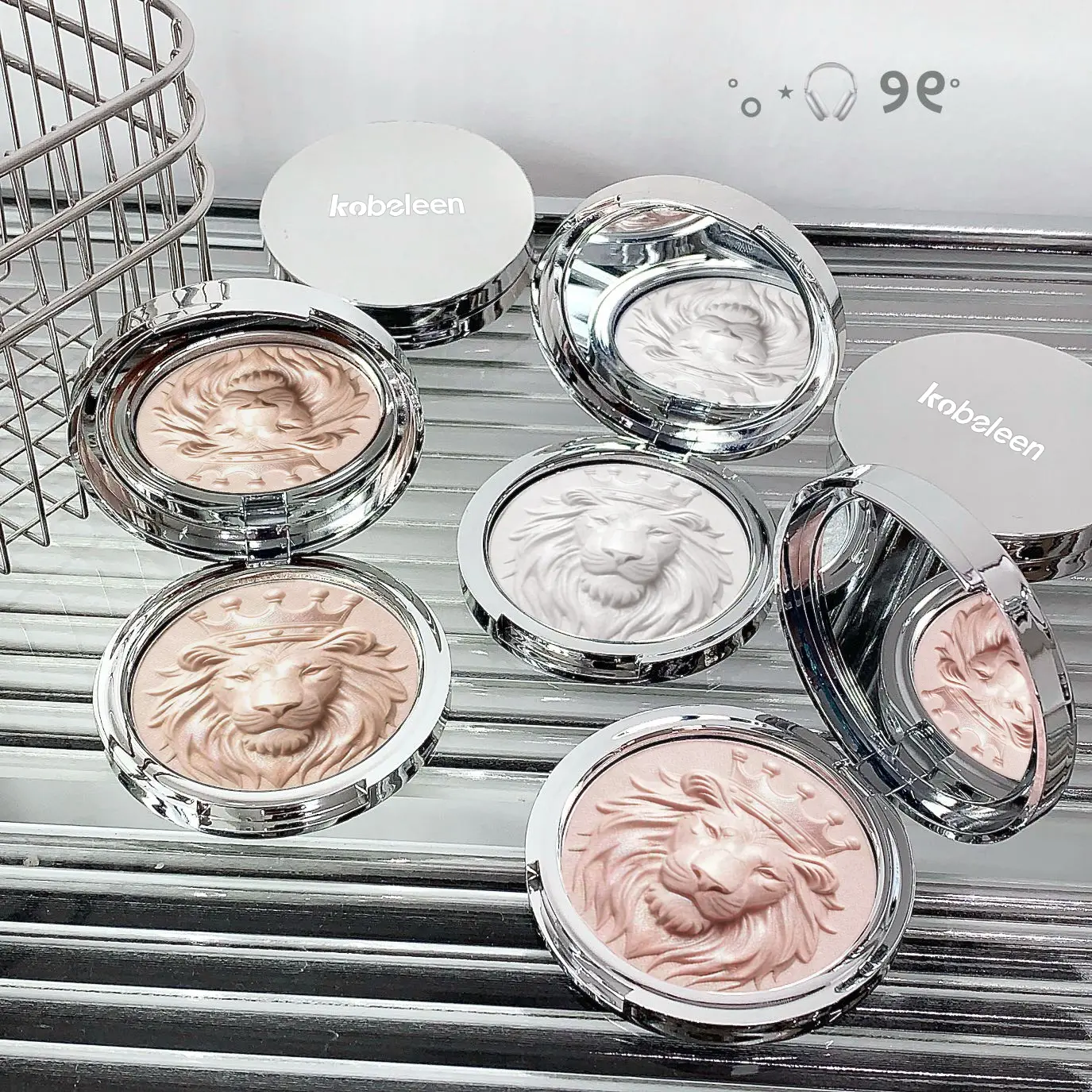 Lion Series Highlighter(Brush Included) - Putty Powder with Sparkling & Sheer Micro-Shimmer
