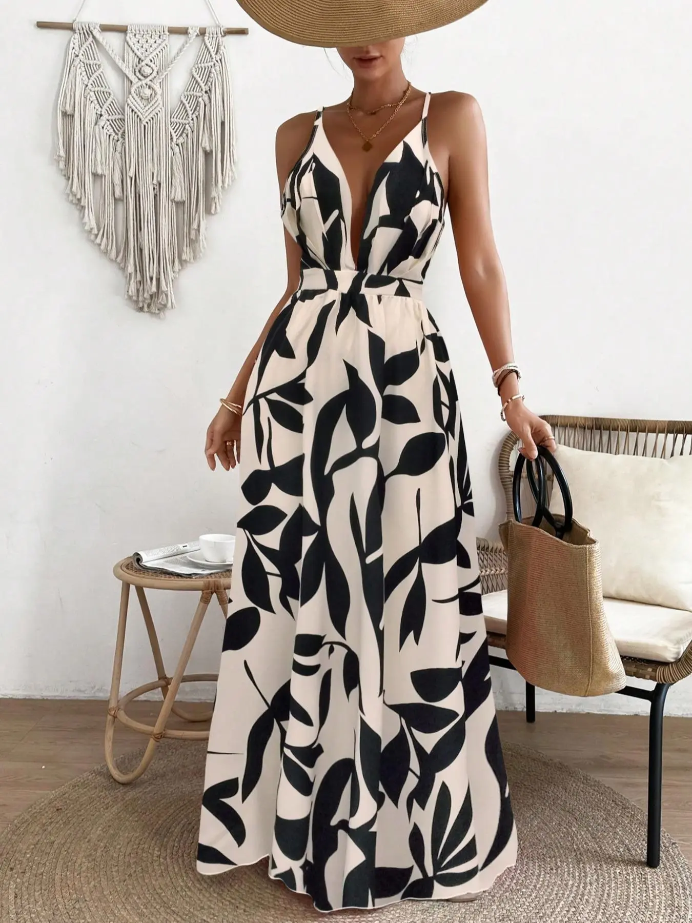 Women's All Over Leaf Print Backless Dress, Casual Sleeveless Maxi Dress for Summer, Women's Clothing for Daily Wear, Casual Bohemian-Style Dresses, Boho Summer Dresses, Boho Chic Style