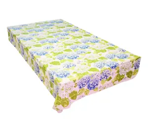 Temp-tations 8.5' x 5' Vinyl Indoor/Outdoor Tablecloth Temp-tations 8.5' x 5' Vinyl Indoor/Outdoor Tablecloth