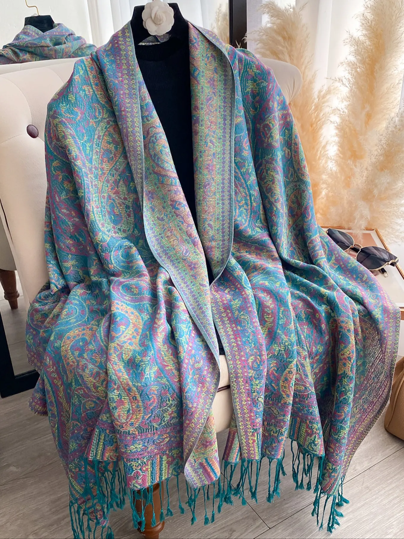 Women's Paisley & Floral Pattern Scarf, Soft Warm Shawl for Fall Winter, Boho Style Fitted Woven Fabric Accessory, Paisley Print Scarf, Boho Floral Scarves