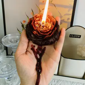 Two piece set of romantic candles, low calorie soy candles, aromatherapy candles, and candles containing golden powder peony flowers