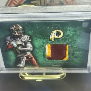2012 Topps Inception - Rookie Jumbo Relics RGIII Green Patch 22/25 (MEM, RC)