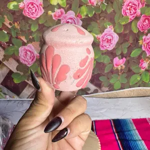 Salero Relieve (Cielito Lindo) color rosa  Sets.