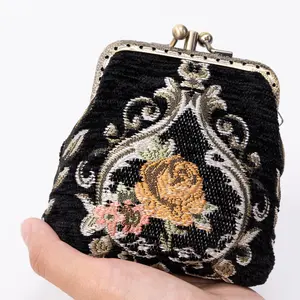Eternal Elegance Double Kiss Clasp Coin Purse