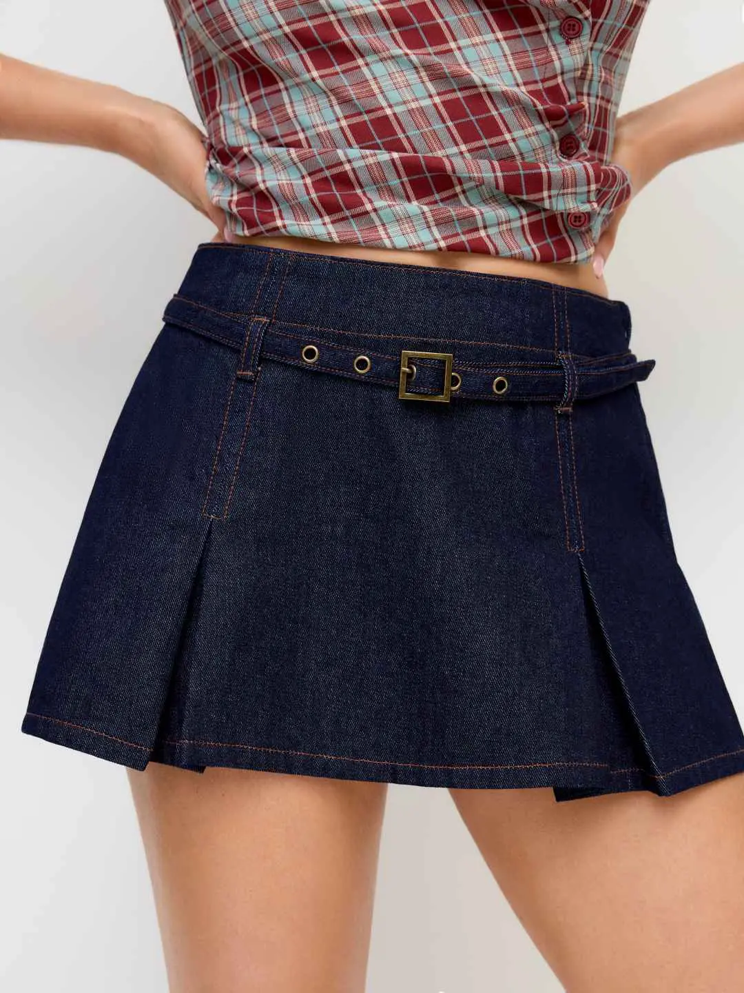 Cider Denim Low Rise Buckle Mini Skirt With Belt
