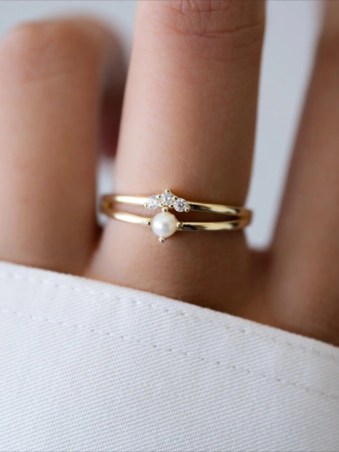 Minimalist Faux Pearl Decorated Ring, Trendy Exquisite Ring, Fashionable Jewelry for Women & Girls as Gift, Fashion Rings, Pearl Embellished, Imitation Pearl Ring, Beautiful Rings
