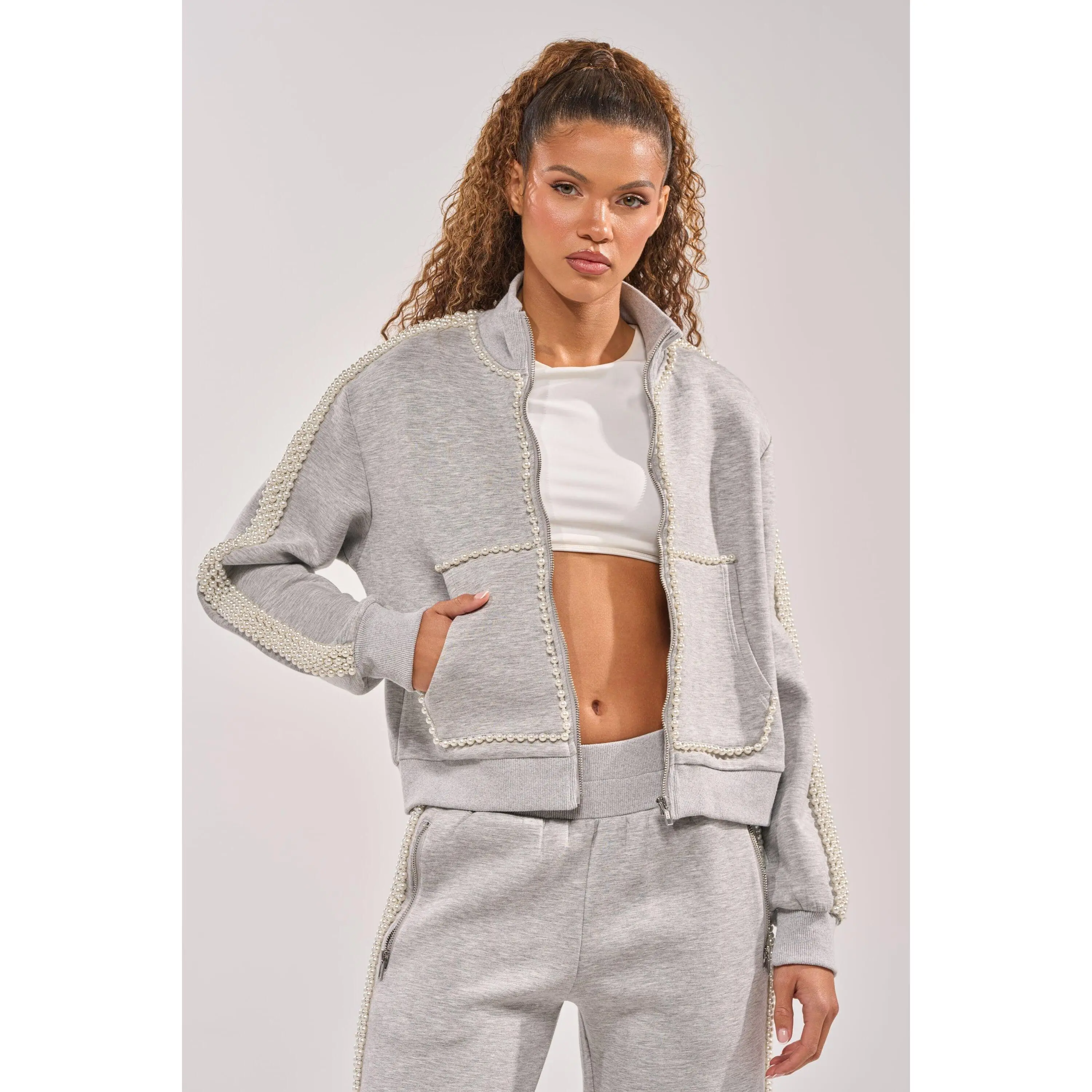 PEARL GIRL ZIP UP SWEATSHIRT IN GREY