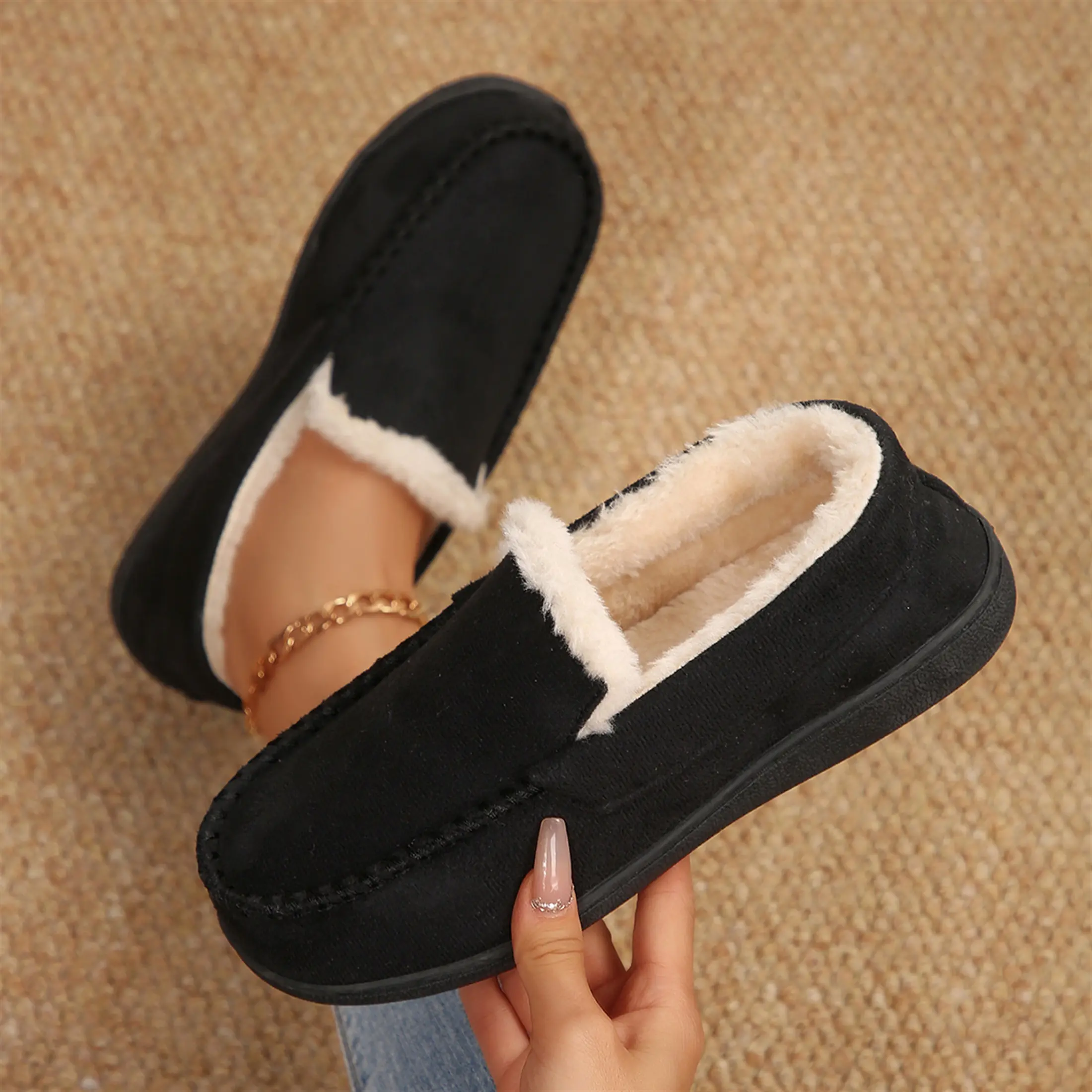 Women's Comfy Faux Suede Fleece Slippers Plush Lined Warm Indoor Outdoor Casual Loafers