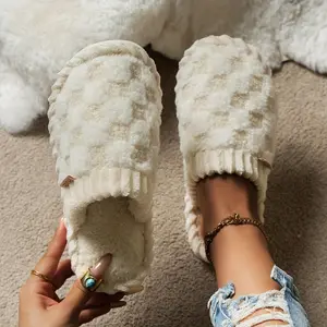 Home Cozy Plush Checkered Fluffy Warm Women's Slippers with Memory Foam Soft Sole Round Toe Winter Indoor Pedal Shoes for Comfortable Daily Wear